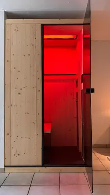 a room with a red wall and a red door at CITY HOUSE !Gratis Parken, Free Parking! in Kreuzlingen
